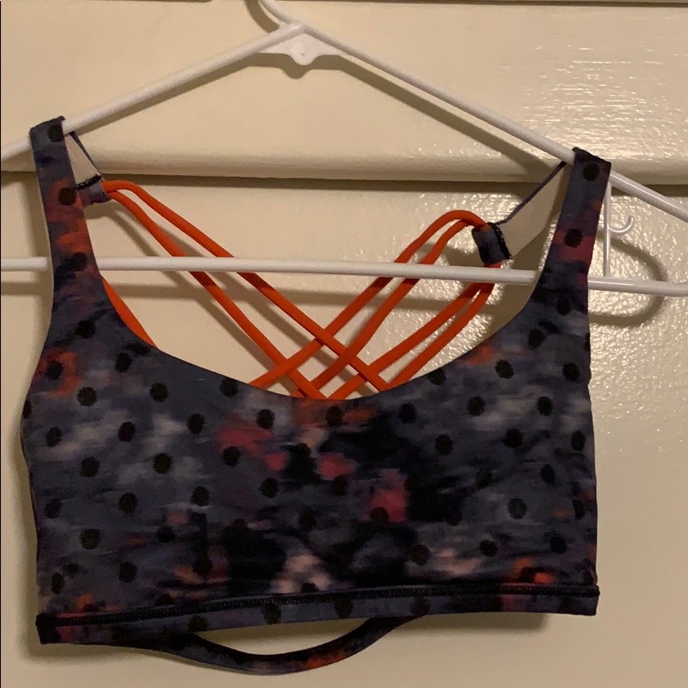 lululemon sports bra